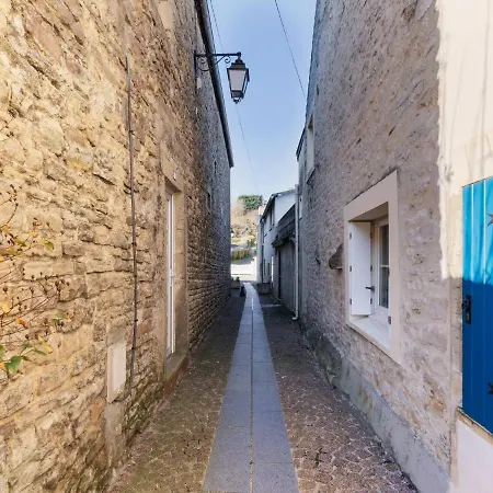 Cozy Holiday In En Bessin Huppain With Heating Facility Port-en-Bessin-Huppain