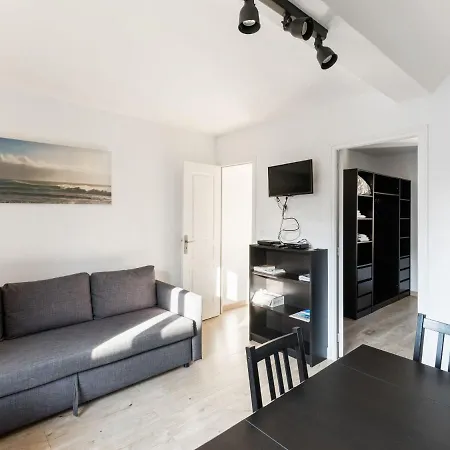 Cozy Holiday In En Bessin Huppain With Heating Facility Holiday home