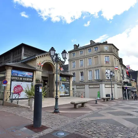 Cozy Holiday In En Bessin Huppain With Heating Facility