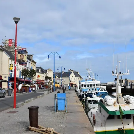 Cozy Holiday In En Bessin Huppain With Heating Facility Holiday home Port-en-Bessin-Huppain