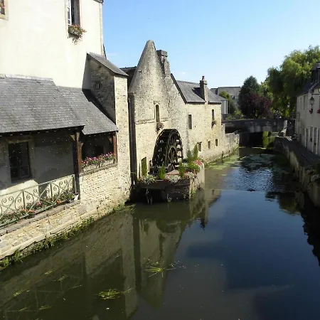 Cozy Holiday In En Bessin Huppain With Heating Facility Holiday home