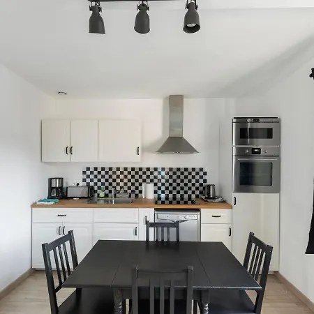 Cozy Holiday In En Bessin Huppain With Heating Facility Port-en-Bessin-Huppain